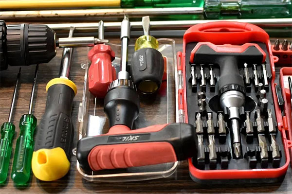 Everyone Must Know The 7 Types of Screwdrivers with Video 